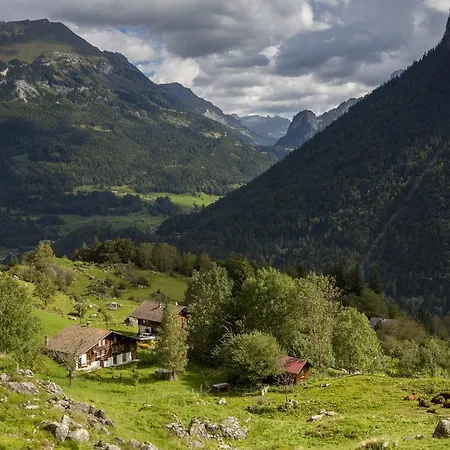 Hasli Lägenhet